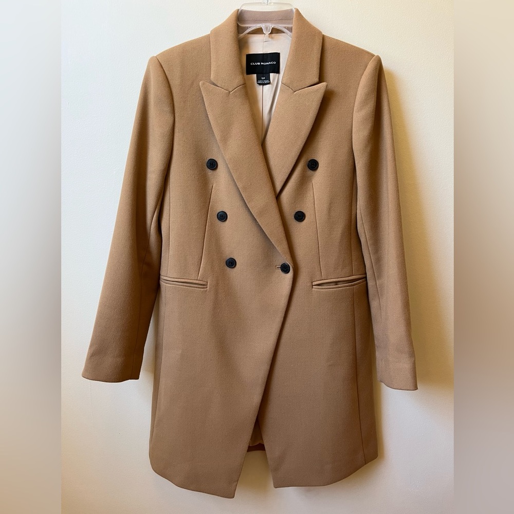CLUB MONACO Signature Double-Breasted Coat in Camel